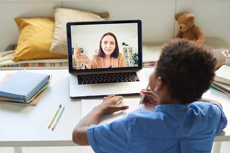 How to become an online tutor